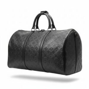 حقيبة سفر لويس فيتون جلد مونوغرام باللون الأسود – Louis Vuitton Black Monogram Embossed Travel Duffle Bag
