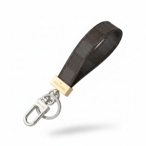 ميدالية مفاتيح لوي فيتون قماش داميه وإكسسوارات فضية – Louis Vuitton Damier Ebene Key Holder & Bag Charm