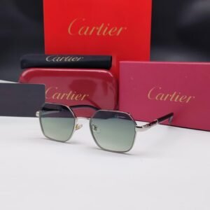 نظارات شمسية كارتييه فضية بإطار هندسي وعدسات متدرجة من كارتييه Cartier Silver Hexagonal Gradient Sunglasses