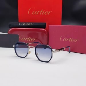نظارات شمسية كارتييه فضية وكحلي بإطار هندسي سداسي الشكل وعدسات متدرجة Cartier Silver & Blue Hexagonal Gradient Sunglasses